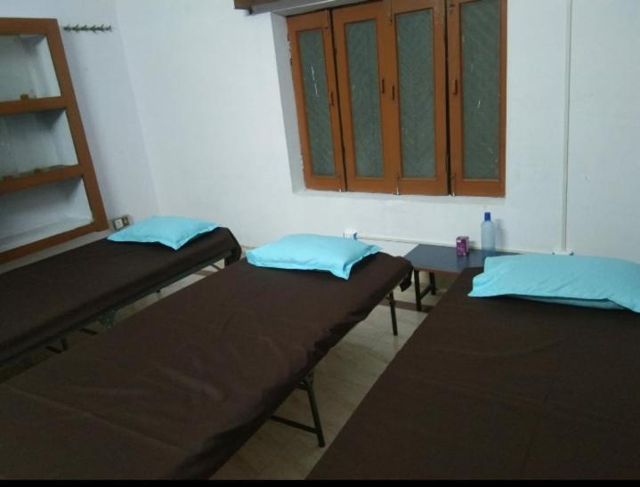 Mannat Rooms Allāhābād Junction 外观 照片
